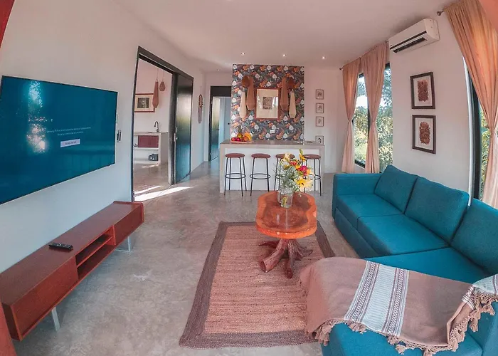 Naats Amigos Aparthotel 3*