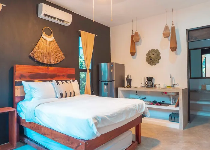 Naats Amigos 3* Tulum